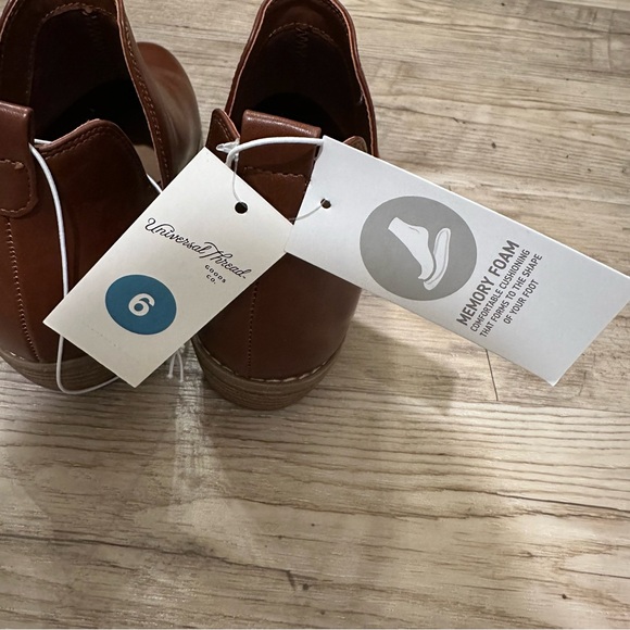 Universal Thread Booties NWT - Picture 7 of 7